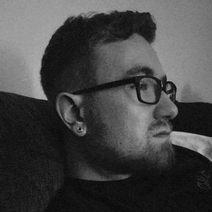 Meet your Posher, Dustin